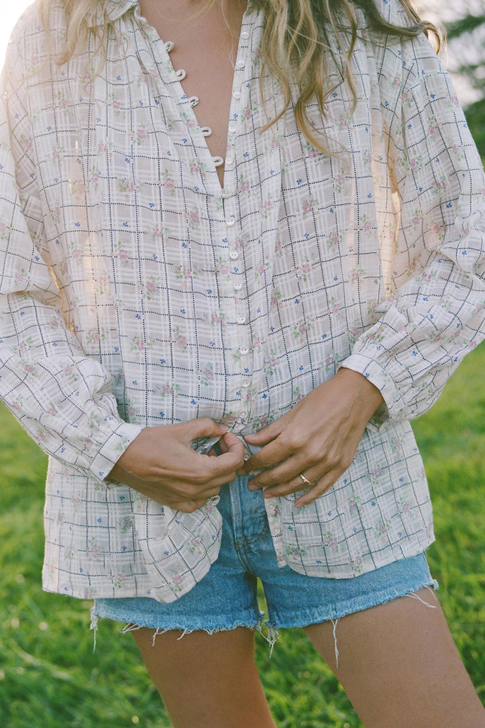 Tops & Blouses